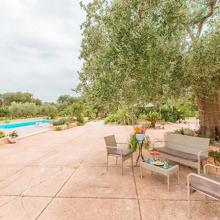 Trullo Oroncall Con Piscina Сasa de vacaciones *