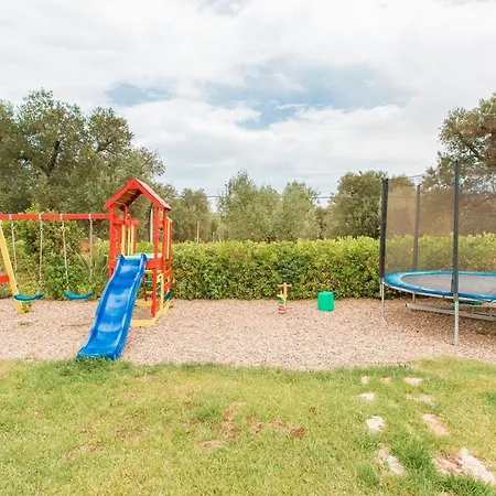 Сasa de vacaciones Trullo Oroncall Con Piscina San Vito dei Normanni