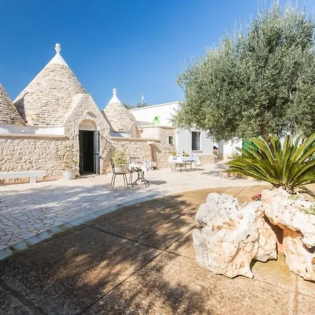 Trullo Oroncall Con Piscina Сasa de vacaciones San Vito dei Normanni
